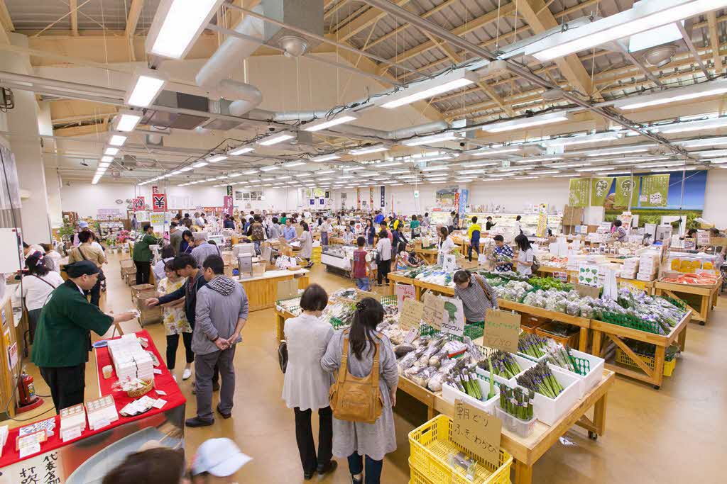 地場産プラザ「わったいな」